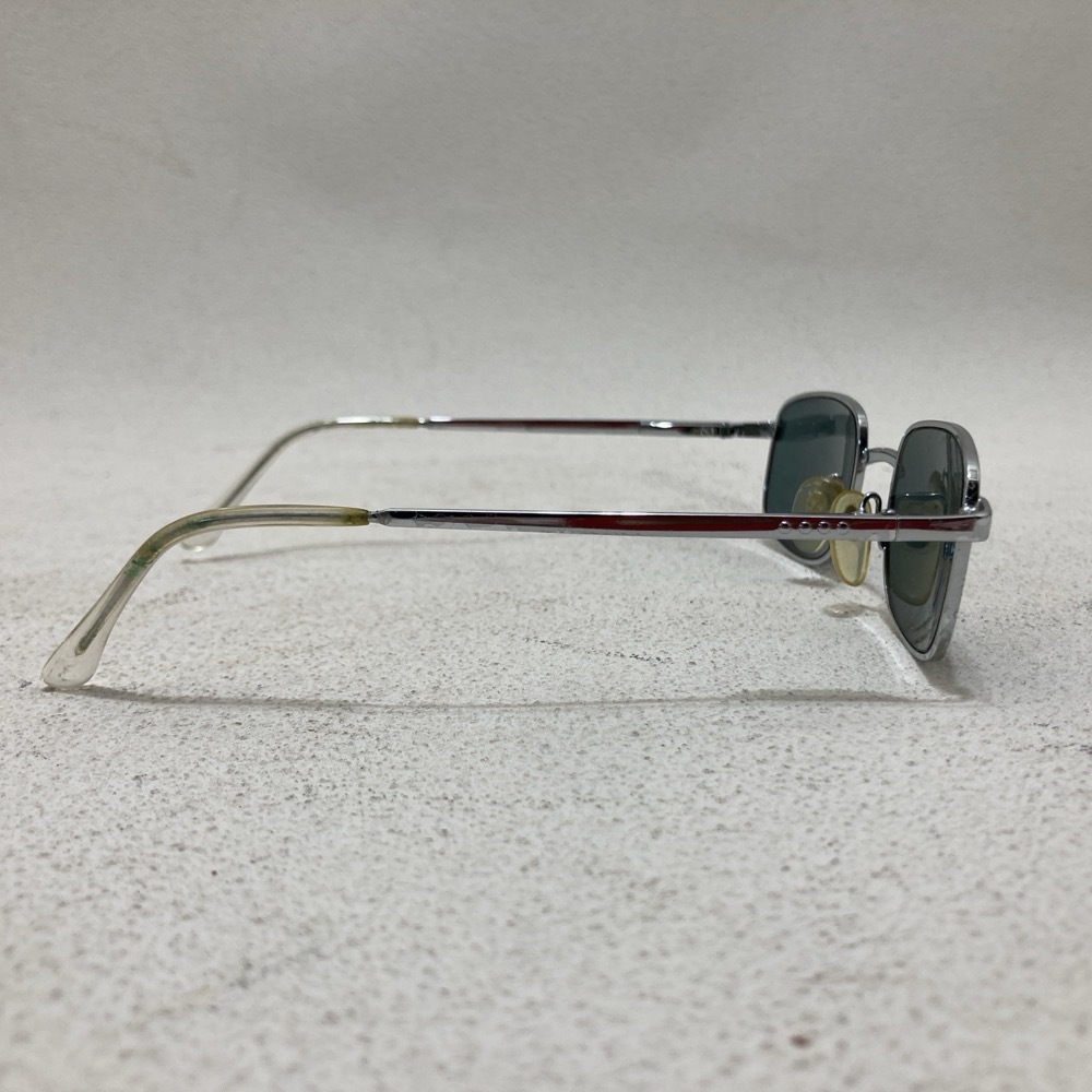 DKNY ダナキャラン サングラス シルバー レトロ ※汚れあり★K2832H