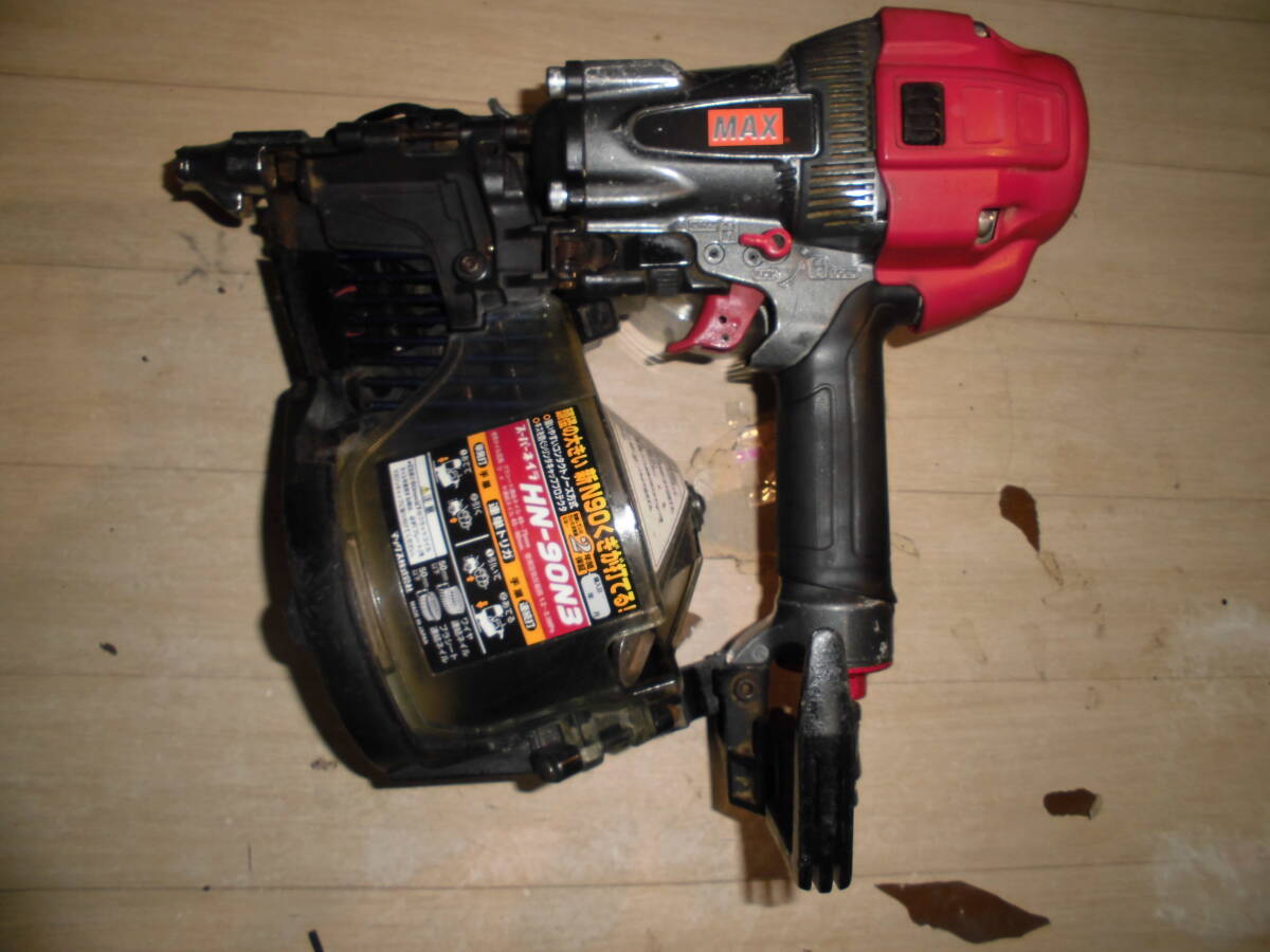 マックス 高圧釘打ち機 HN90N3 中古品 グレー