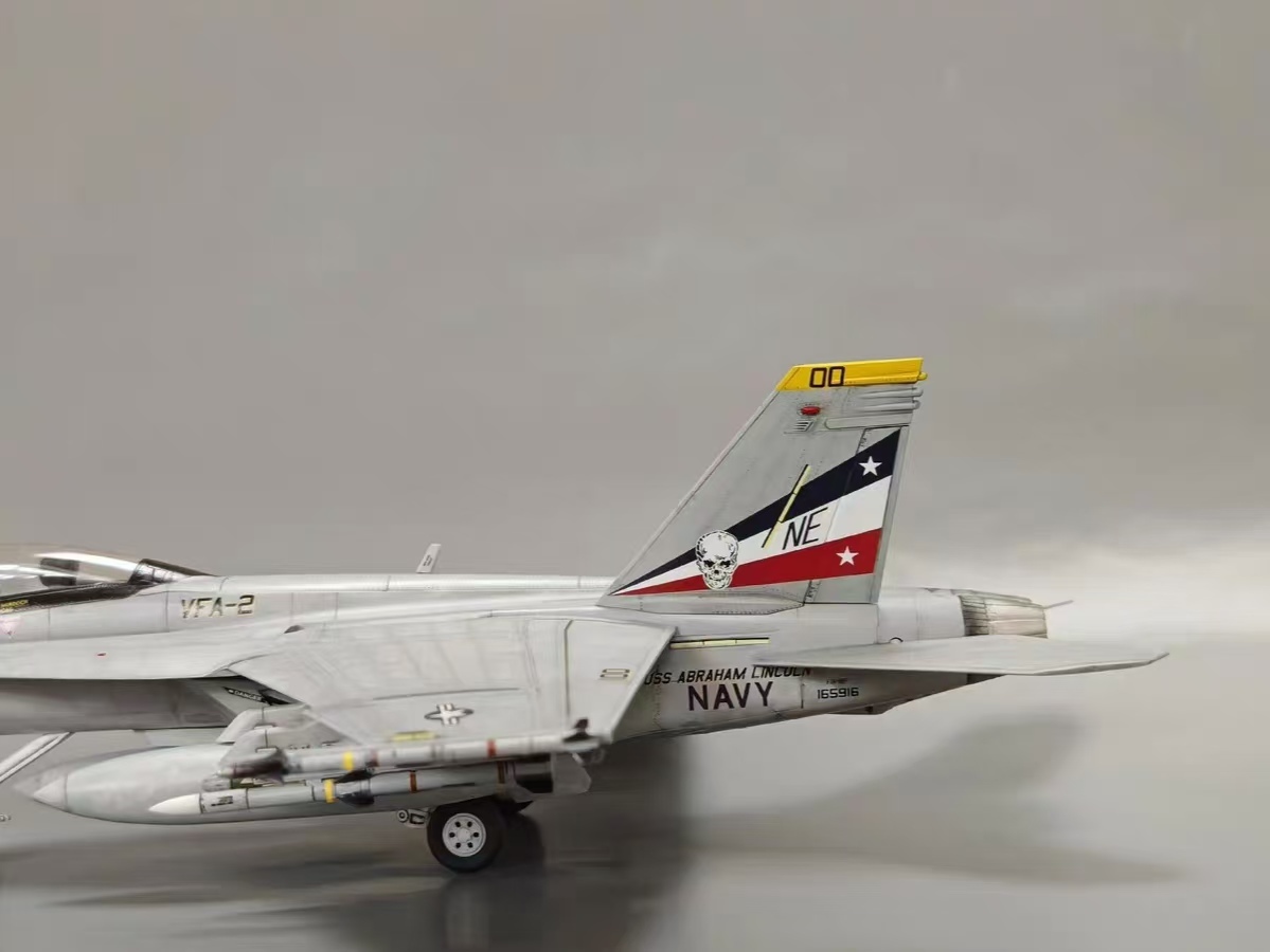 1/72 America военно-морской флот F/A-18F super Hornet сборка покрашен конечный продукт 