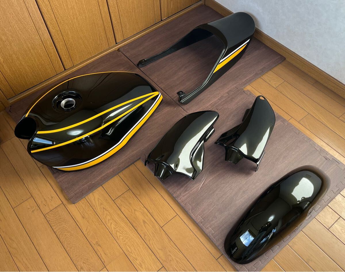 ゼファー400 タイガーカラー 外装セット 塗装後未使用 ゼファー400 タイガーカラー 外装セット 塗装後未使用