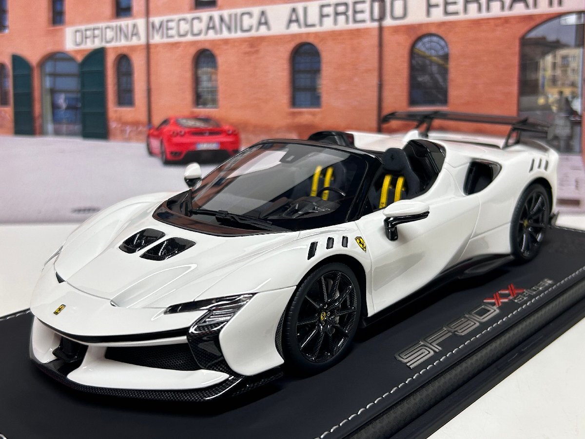 BBR 1/18 Ferrari SF90 XX Spider Bianco Cervino　フェラーリ　P18238L1　ミニカー