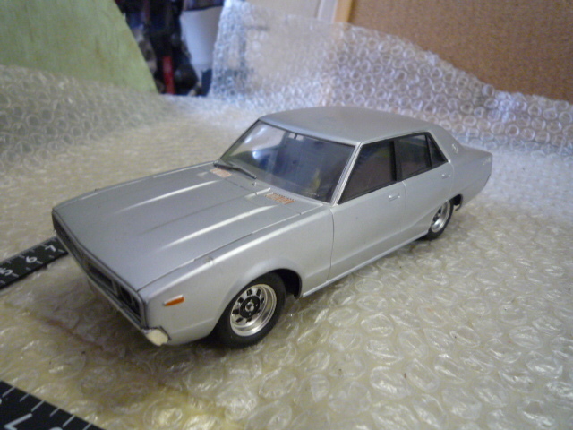 1/24 スカイライン 2000 GTX プラモデル 塗装 改造 完成品 現状渡し品 同梱不可