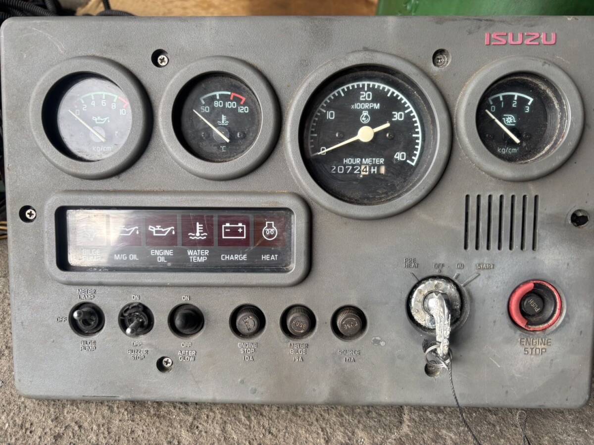 いすゞ船内機 UM6BG1TCX2 285馬力 最大350馬力 減速比:2.91 いすゞ船内機 UM6BG1TCX2 285馬力 最大350馬力 減速比:2.91