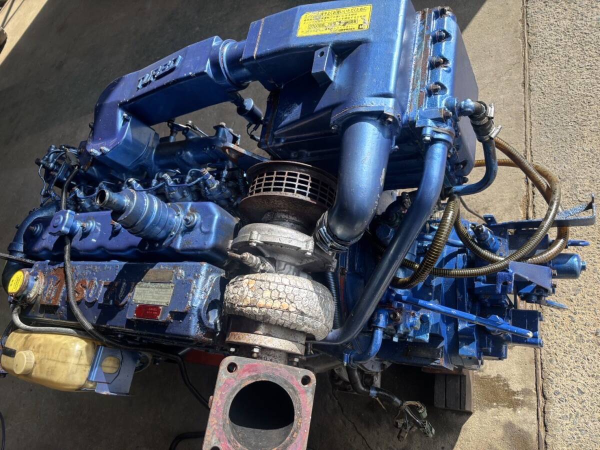 いすゞ船内機 UM6BG1TCX2 285馬力 最大350馬力 減速比:2.91 いすゞ船内機 UM6BG1TCX2 285馬力 最大350馬力 減速比:2.91