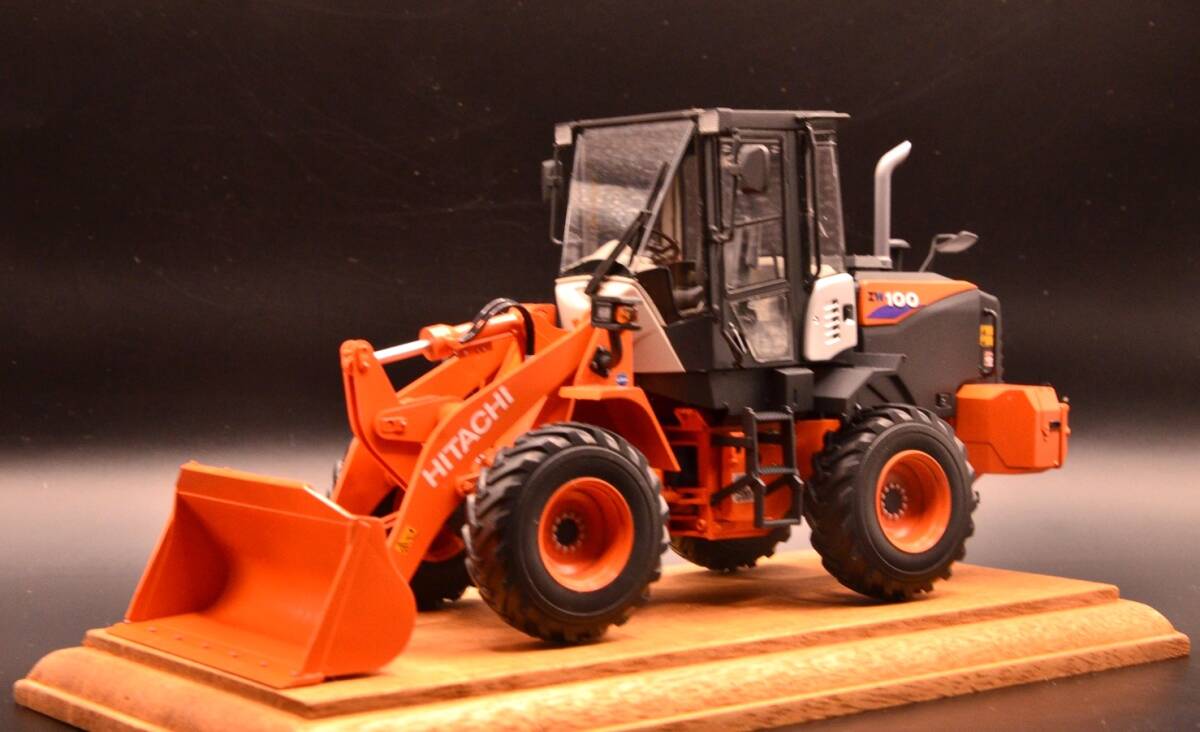 ハセガワ 1/35 日立建機ホイールローダーZW100-6 完成品 item ハセガワ 1/35 日立建機ホイールローダーZW100-6 完成品 item