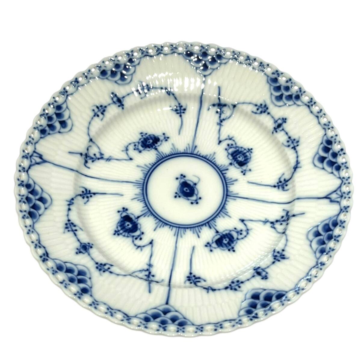 ■中古品■ロイヤルコペンハーゲン プレート 約20cm フルレース 食器 皿 ZE2306Z