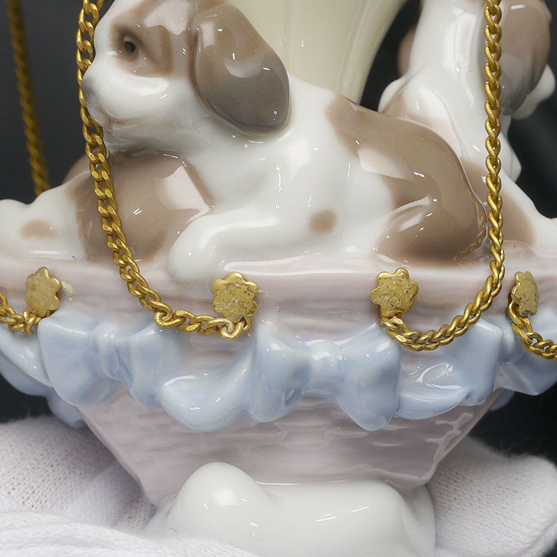 リヤドロ Lladro フィギュリン 気球で上がって 6524 犬 リヤドロ Lladro フィギュリン 気球で上がって 6524 犬