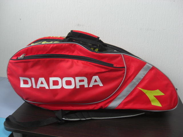 DIADORA ディアドラ テニスラケットバッグ 6本入り用|Yahoo DIADORA ディアドラ テニスラケットバッグ 6本入り用|Yahoo