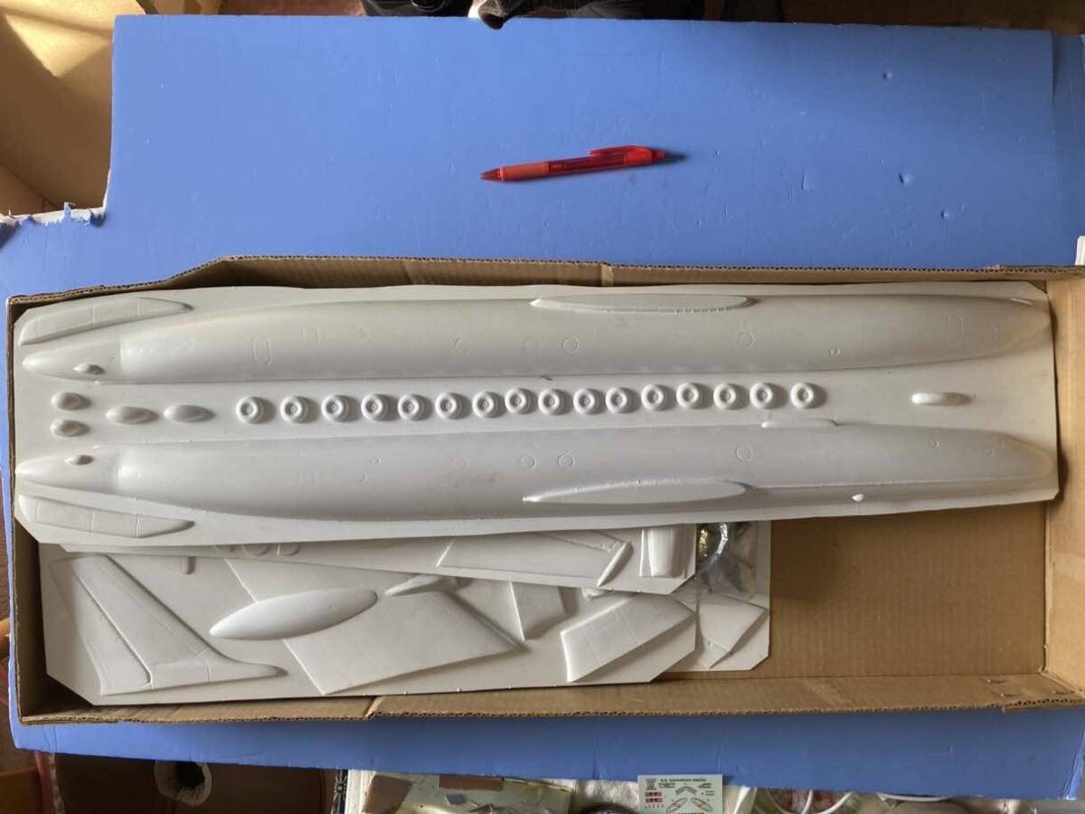 超特大 ソ連の早期警戒機 ツポレフ Tu-126 モス 1/72 コント 超特大 ソ連の早期警戒機 ツポレフ Tu-126 モス 1/72 コント