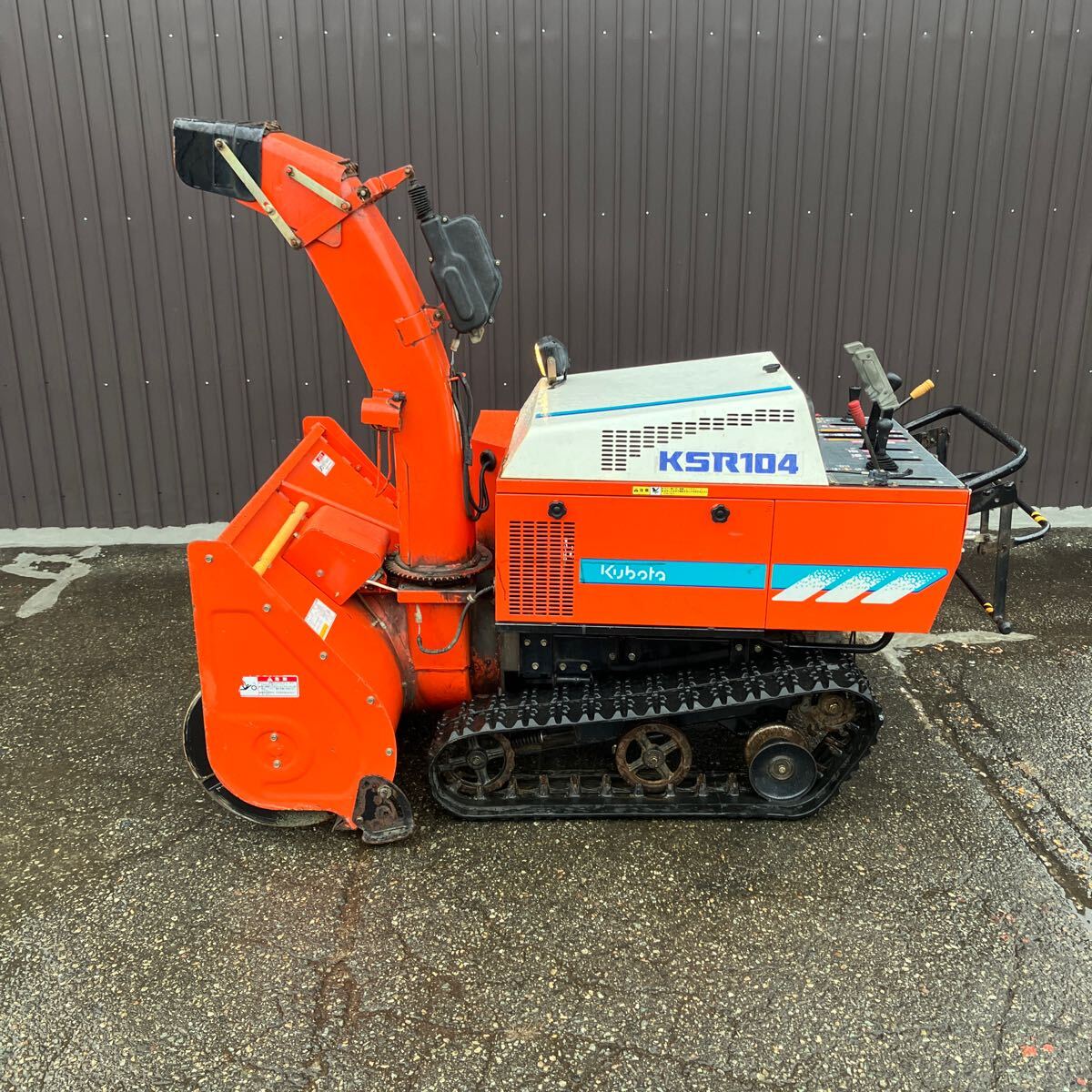 除雪機 クボタ KSR104 ローリング 電動シューター 整備済み 除雪機 クボタ KSR104 ローリング 電動シューター 整備済み