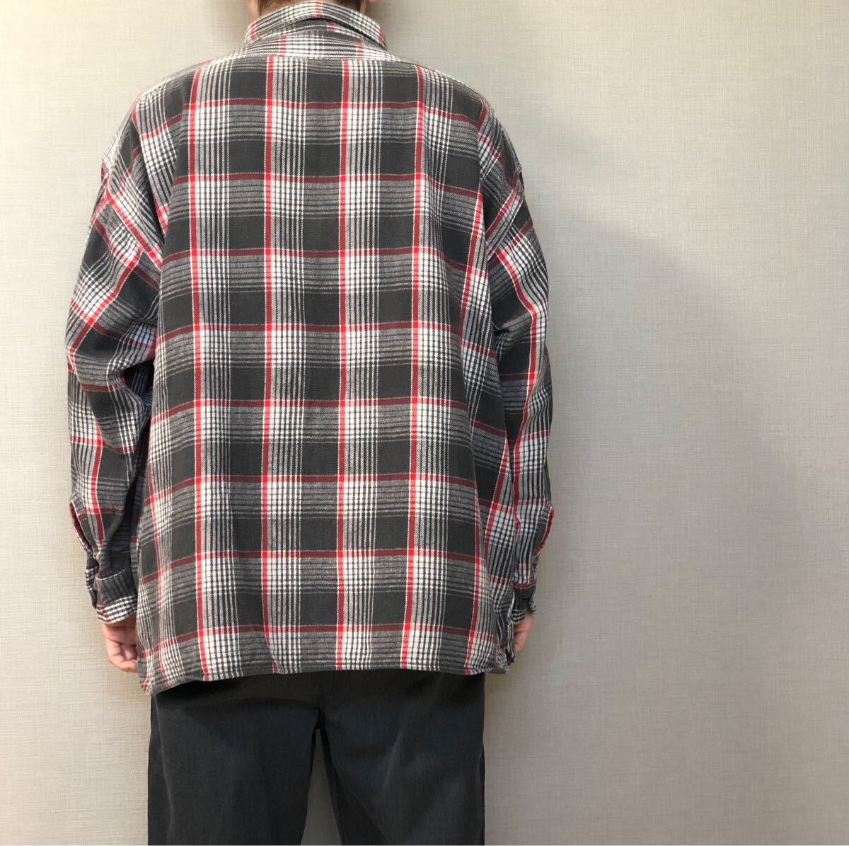 60s King Kole ネルシャツ マチ付き ヴィンテージ 白 黒 赤 60s King Kole ネルシャツ マチ付き ヴィンテージ 白 黒 赤