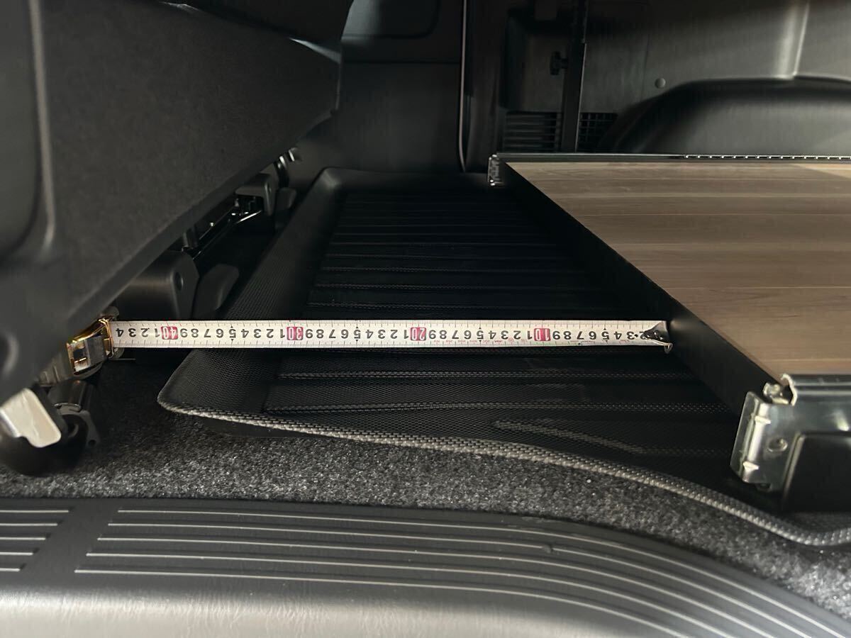 年内発送は終了いたしました。ハイエース スライドフロア レール 年内発送は終了いたしました。ハイエース スライドフロア レール