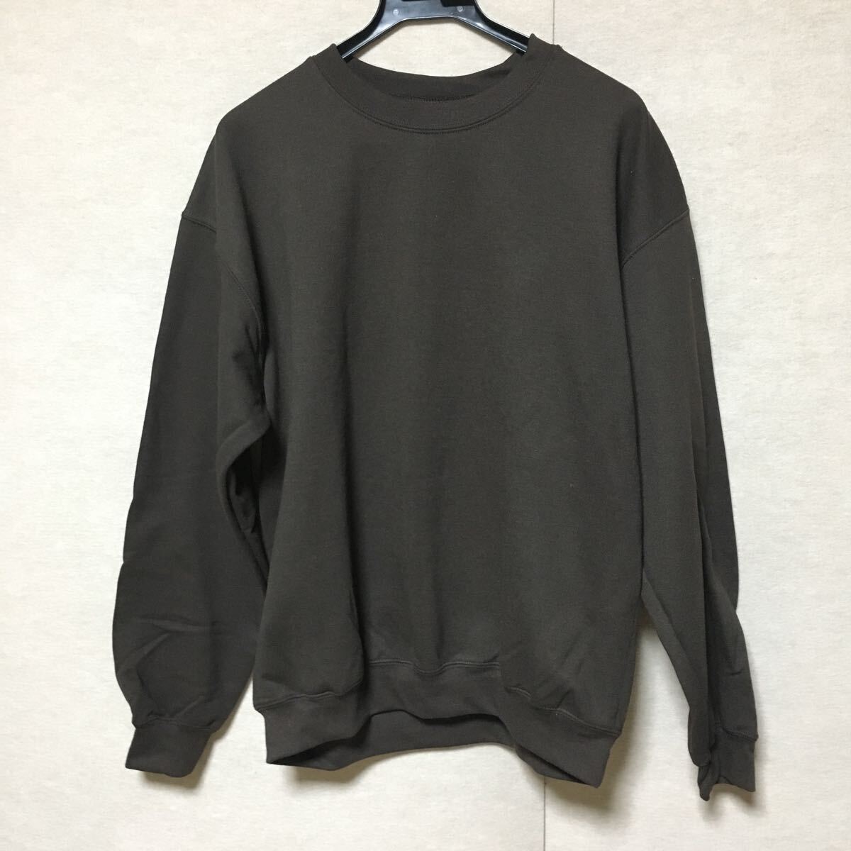 新品未使用 GILDAN ギルダン 長袖トレーナー ダークチョコ 茶 L