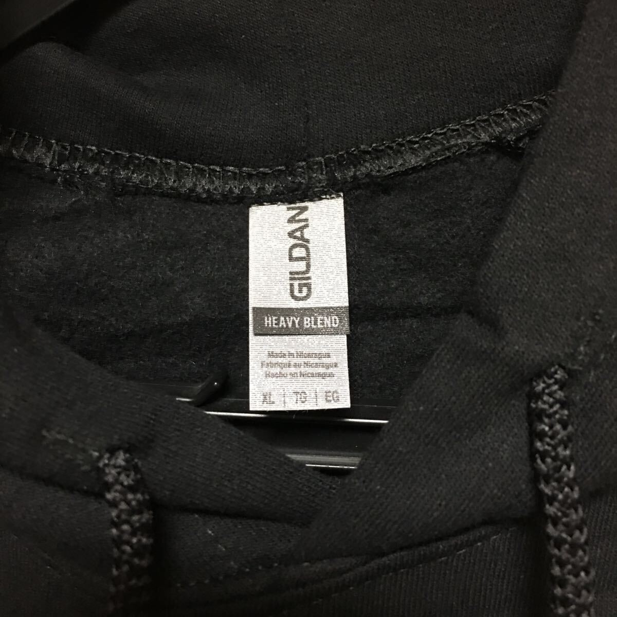 新品未使用 GILDAN ギルダン カブリパーカー ブラック 黒 XL_画像3