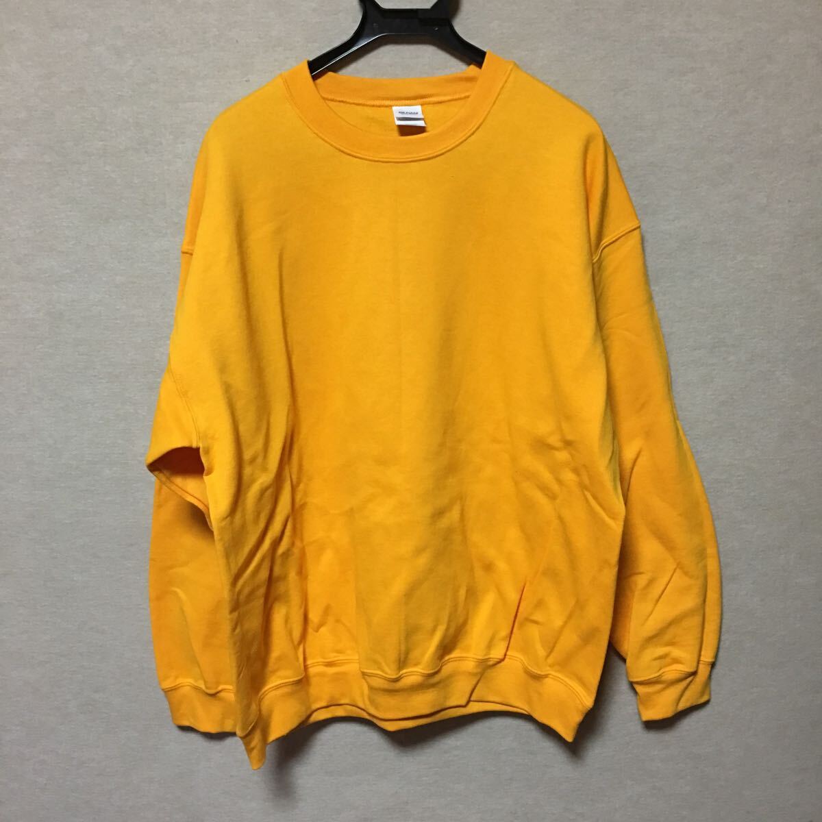 新品未使用 GILDAN ギルダン 長袖トレーナー ゴールド 黄色 XL