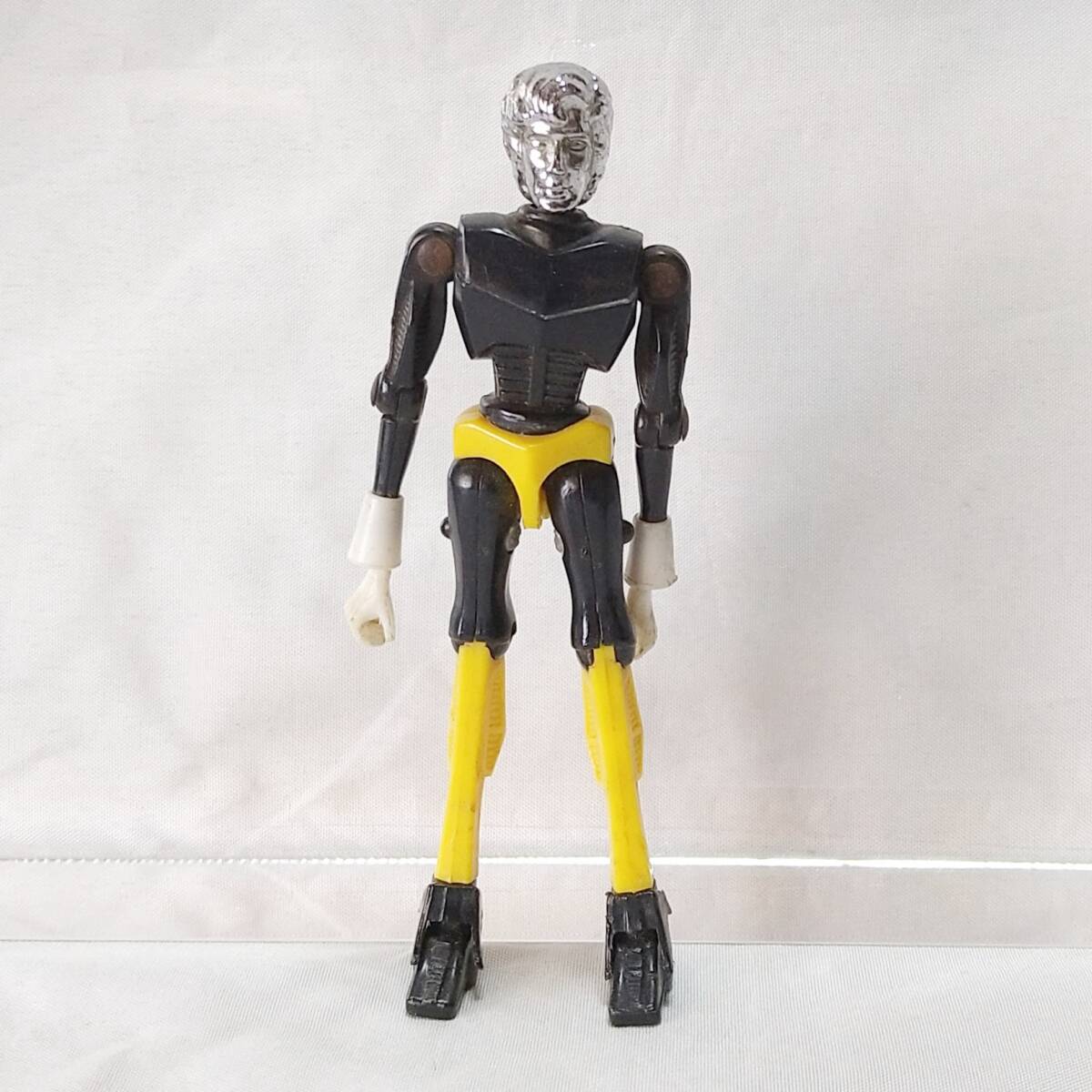 y214 【昭和レトロ フィギュア】 タカラ ミクロマン ジャンク品 y214 【昭和レトロ フィギュア】 タカラ ミクロマン ジャンク品