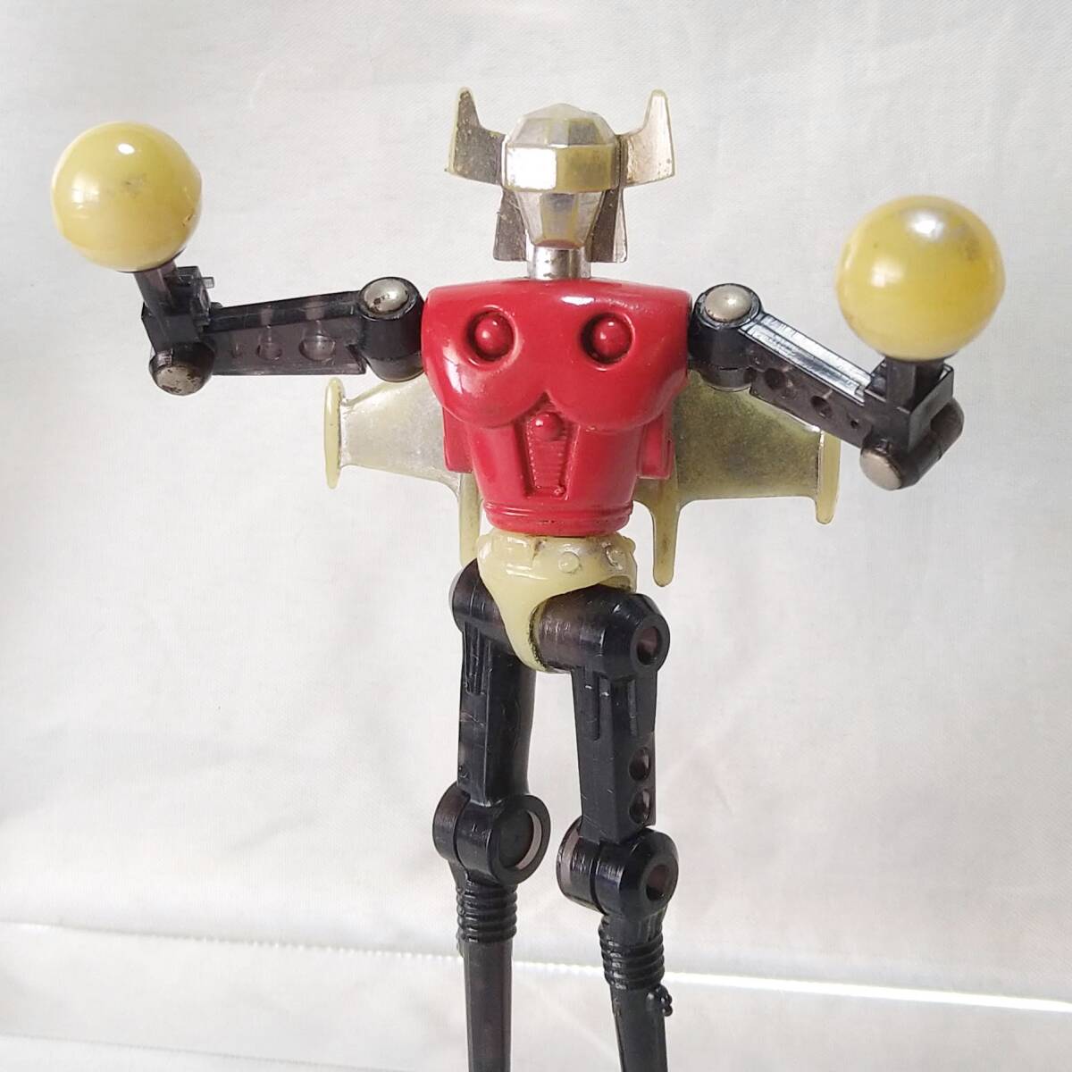 y216 【昭和レトロ フィギュア】 タカラ ミクロマン ジャンク品 y216 【昭和レトロ フィギュア】 タカラ ミクロマン ジャンク品