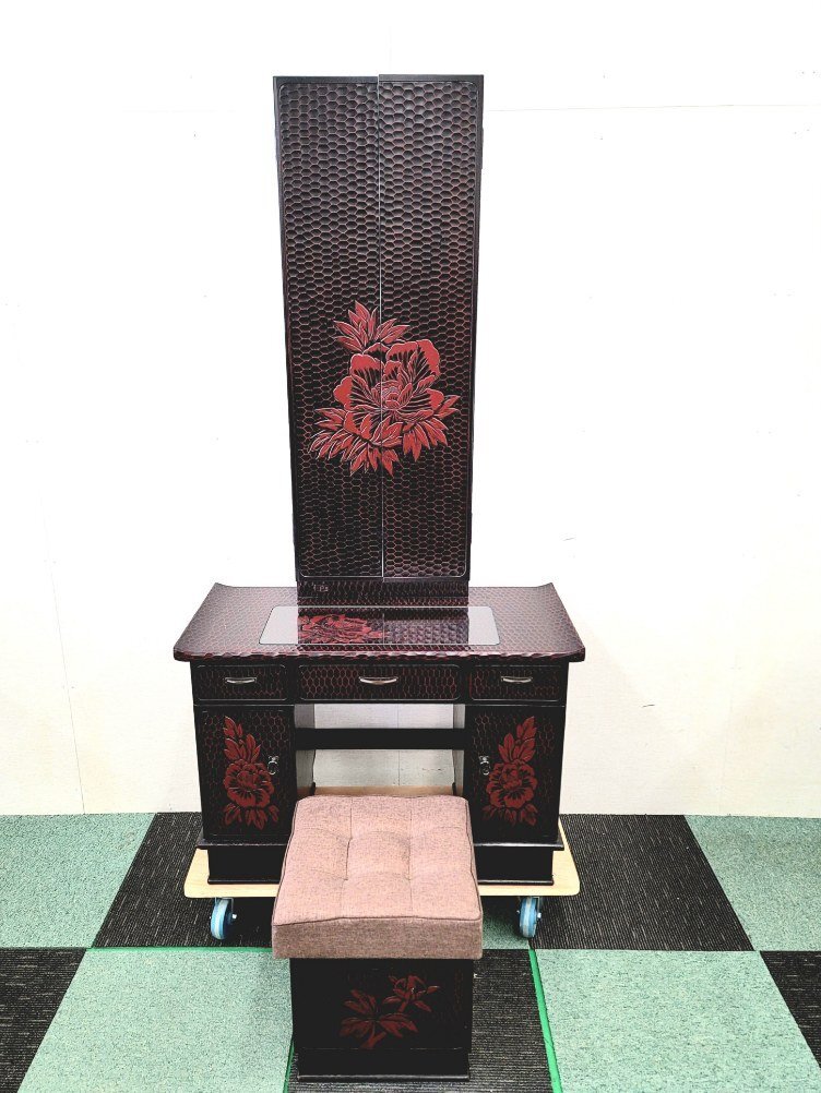☆直接引取り歓迎☆ 鎌倉彫り 三面鏡 化粧台 ドレッサー 鏡台 ☆直接引取り歓迎☆ 鎌倉彫り 三面鏡 化粧台 ドレッサー 鏡台