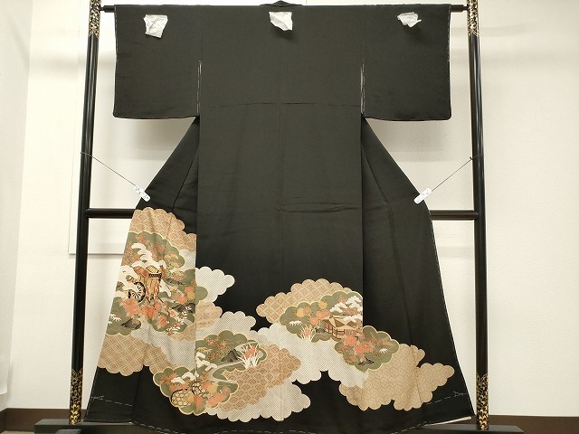 平和屋着物■豪華黒留袖　駒刺繍　雲重ね御所車風景文　金彩　逸品　CAAI7063ev