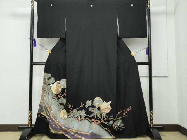 平和屋着物■豪華黒留袖　雪輪御所車飛鶴花文　金彩　正絹　逸品　CAAJ5827vf
