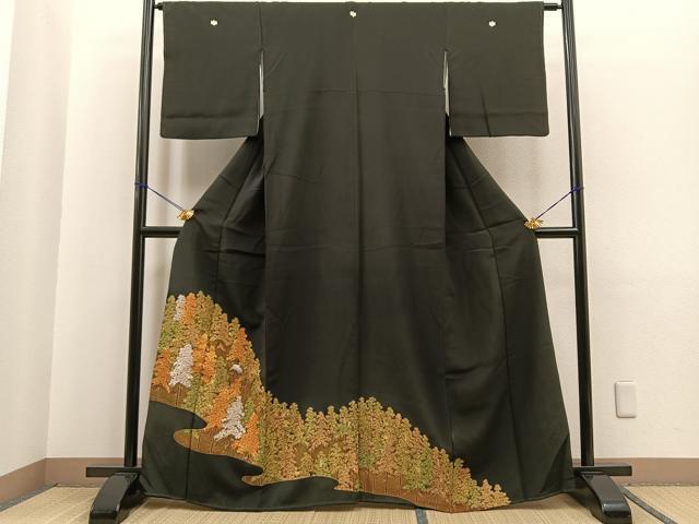 平和屋着物■豪華黒留袖　駒刺繍　樹林文　金彩　正絹　逸品　BAAM1396ui