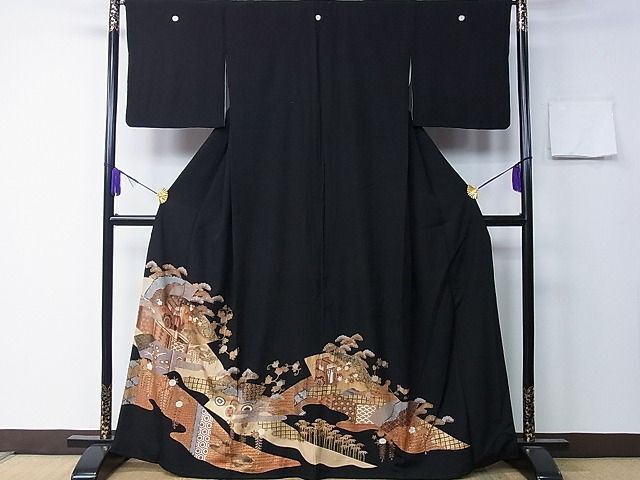 平和屋着物■豪華黒留袖　地紙御所車文　金彩　逸品　CAAC3200ev