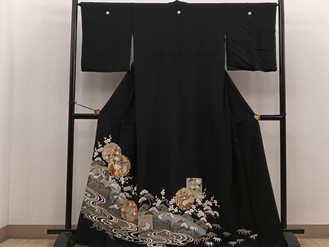 平和屋着物■豪華黒留袖　駒刺繍　松竹梅　雪輪花鳥文　金彩　正絹　逸品　BAAL4957md