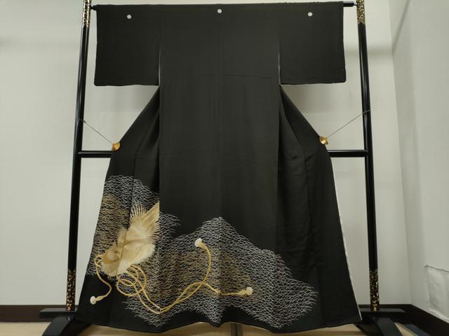 平和屋着物●豪華黒留袖　刺繍　尾長鳥芝草文　金彩　正絹　逸品　CAAI8681yc