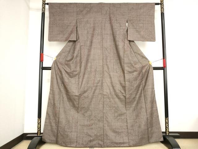 平和屋着物■本場大島紬　7マルキ　よろけ舞葉間道　正絹　逸品　AAAN8755bw
