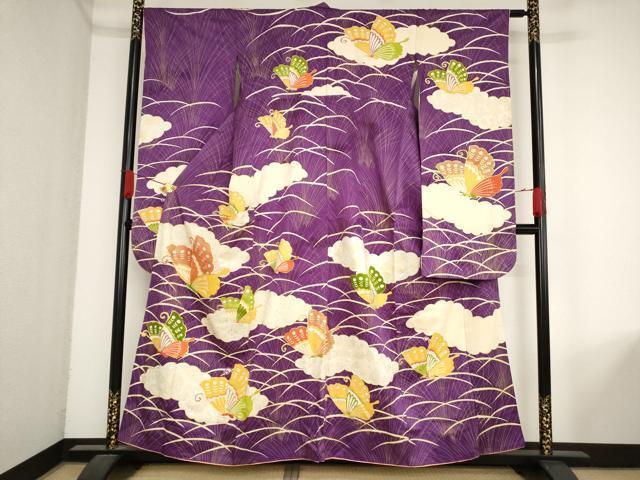 平和屋着物■豪華振袖　駒刺繡　雲取り蝶文　金銀彩　正絹　逸品　AAAN7772bw