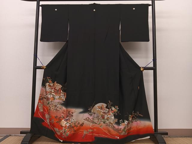 平和屋着物■豪華黒留袖　作家物　駒刺繍　扇面吉祥花蝶文　暈し染め　金彩　正絹　逸品　BAAM5138sa
