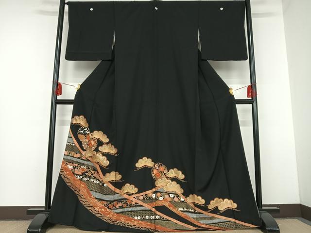 平和屋着物■豪華黒留袖　駒刺繍　松雪輪花文　金銀彩　鈴乃屋扱い　正絹　逸品　AAAM7447oa