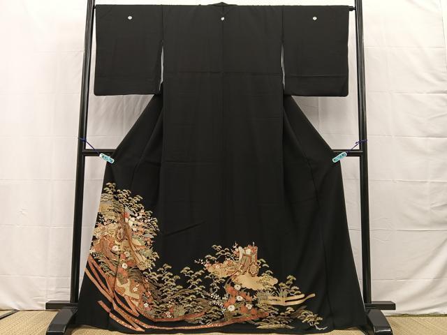 平和屋着物■豪華黒留袖　雲取り御所車花文　金彩　正絹　逸品　BAAM8603sa