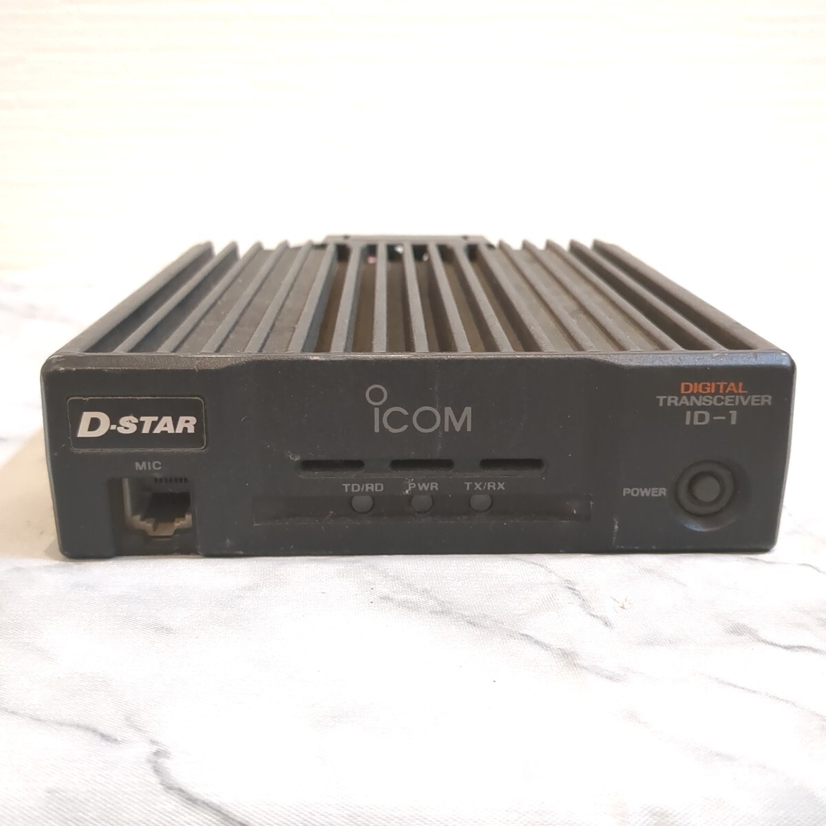 ICOM アイコム　ID-1 デジタルトランシーバー　D-STAR アマチュア無線