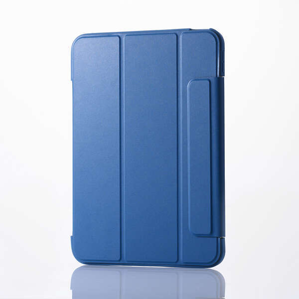 iPad 第10世代用ハイブリッドフラップケース 背面は透明感と艶が美しいクリアタイプで機器本体のデザインを引き立てる: TB-A24RWVFCNV
