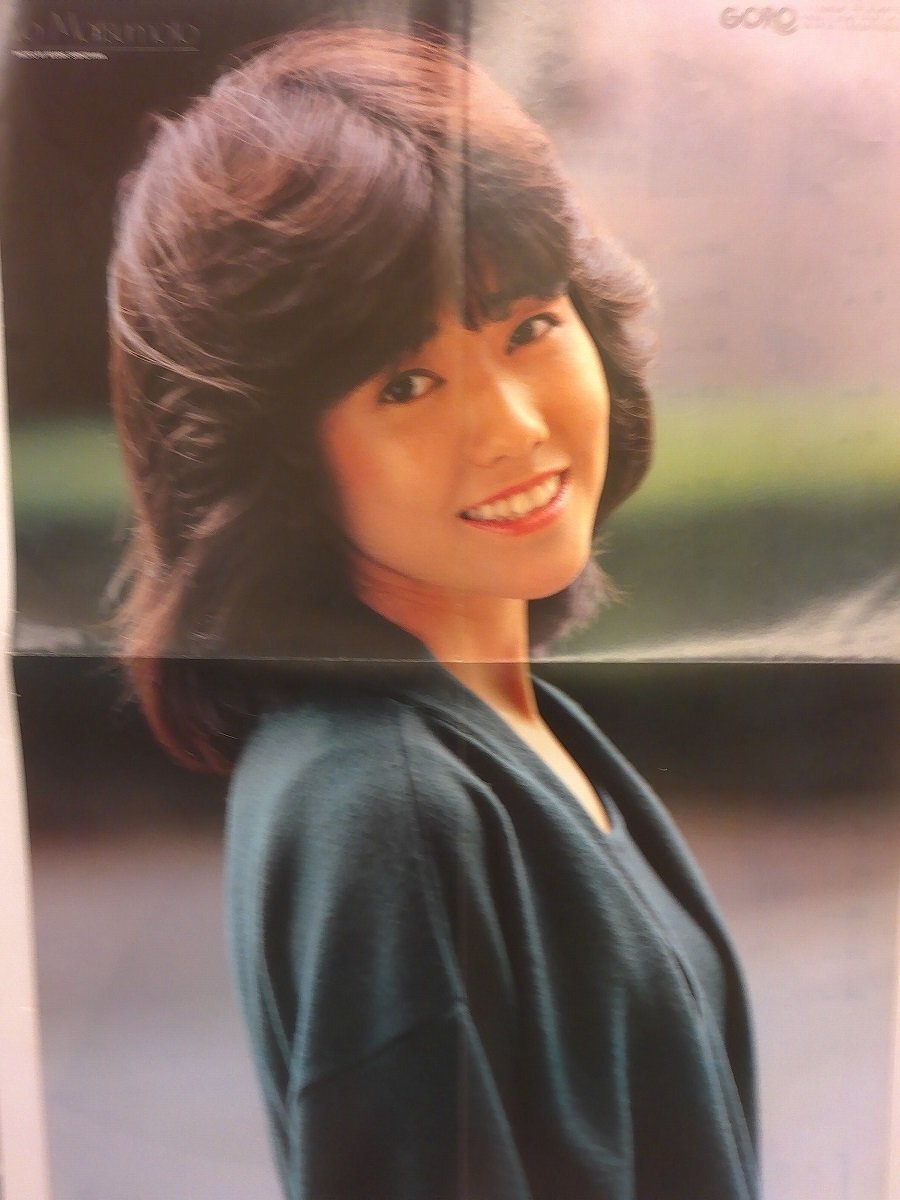 2412MK●GORO付録両面ポスター「松本伊代/イクシーズカレンダー」1983昭和58.11.10●サイズ:約57cm×40cm/四つ折り/ポスターのみ