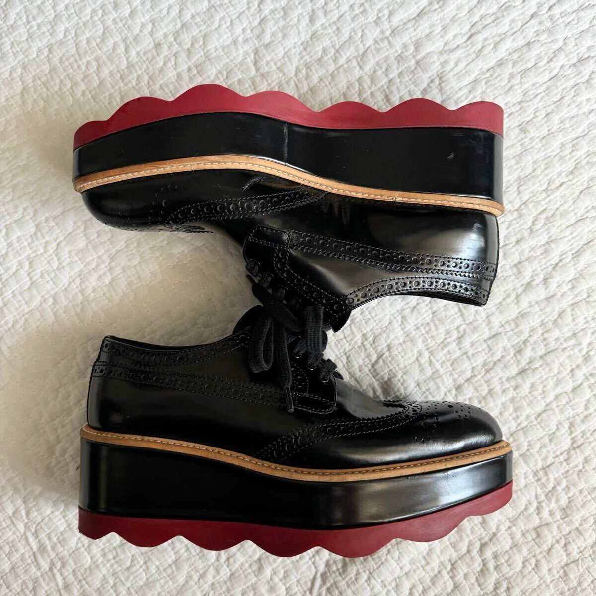 美品 プラダ PRADA ウィングチップ 厚底 レザーシューズ 美品 プラダ PRADA ウィングチップ 厚底 レザーシューズ