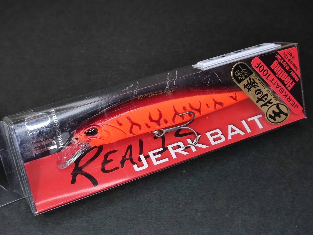 ナ24945 (未使用) 新品 DUO デュオ レアリス ジャークベイト 100 F フローティング REALIS JERKBAIT レッドオレンジタイガー