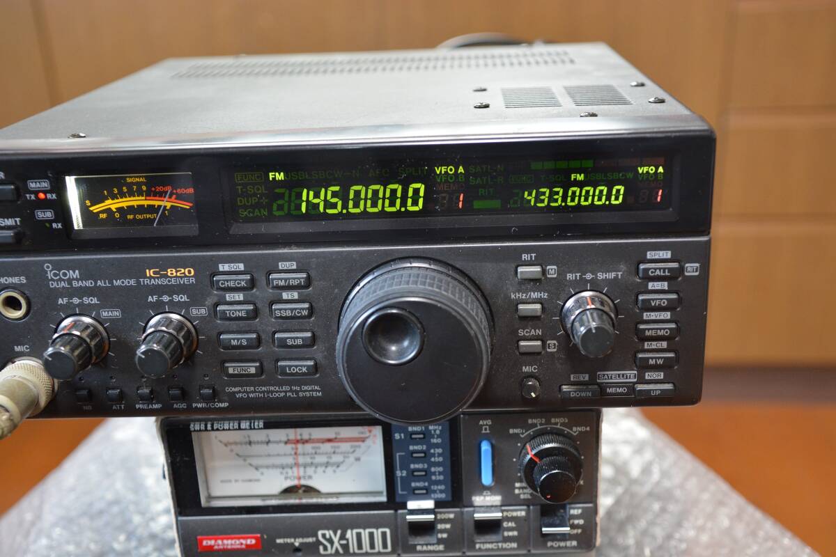 ☆最終値下!アイコム 144/430MHz帯オールモード IC-820D(現状) アイコム 144/430MHz帯オールモード機 IC-820 (現状渡し