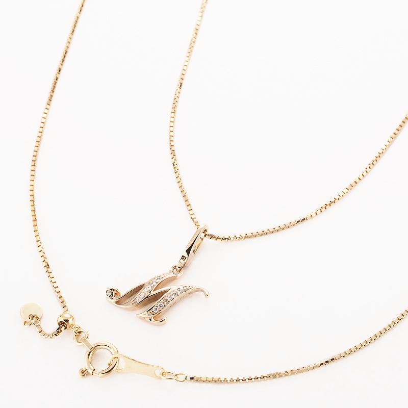 ゆきざき ダイヤモンド アルファプティ イニシャルM チャーム Y.ALPHA.PUTITE.32.22.M ネックレス K18PG 箱・証明カード付_画像2