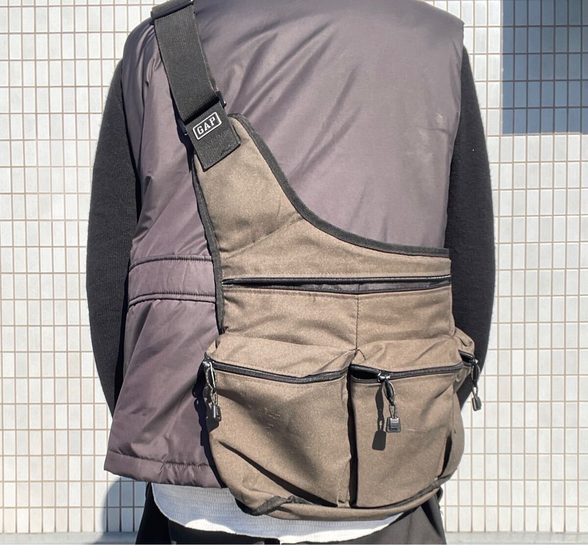 OLD GAP ショルダーバッグ VINTAGE オリーブ|Yahoo!フリマ(旧 OLD GAP ショルダーバッグ VINTAGE オリーブ|Yahoo!フリマ(旧