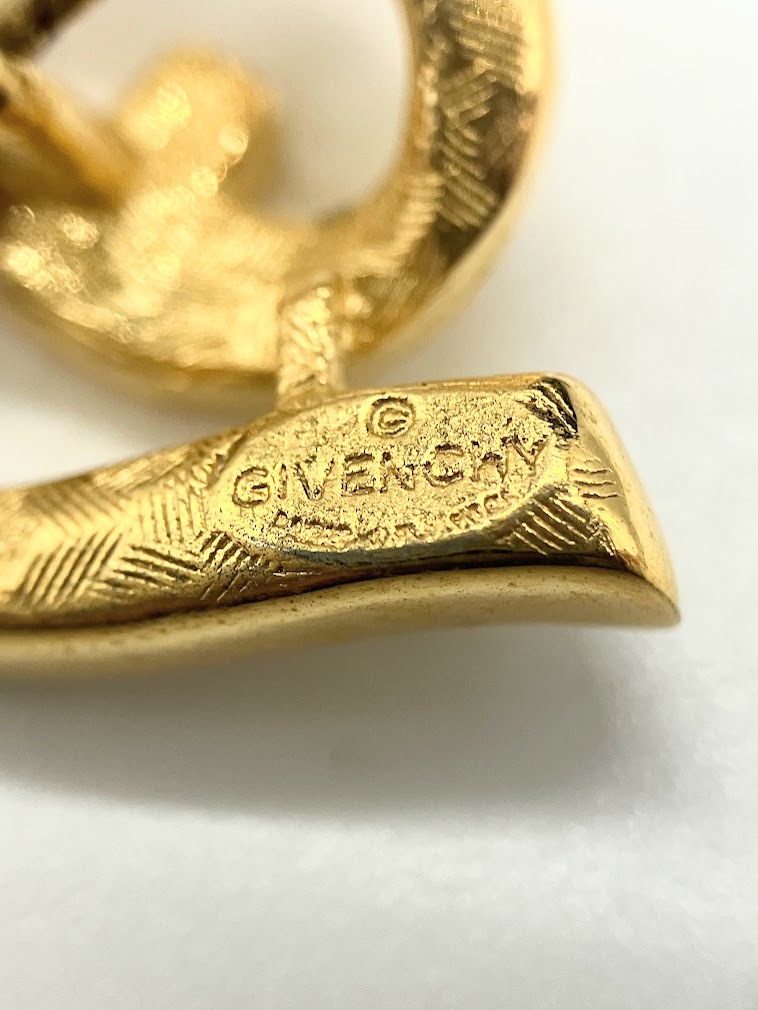 ジバンシー　ネックレス　ラインストーン　ロゴ　ハート　ゴールド ジバンシー ハート ラインストーン ネックレス ゴールド メッキ