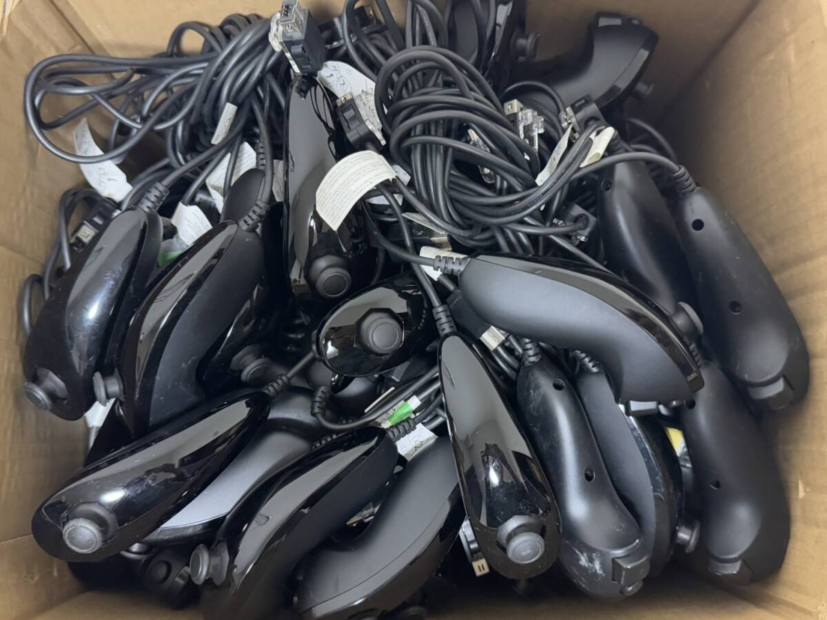 【任天堂 Wii リモコン接続用 ヌンチャク 本体】大量 まとめ 100個 セット 【動作未確認】 Wii / Wiiu対応　クロ ジャンク