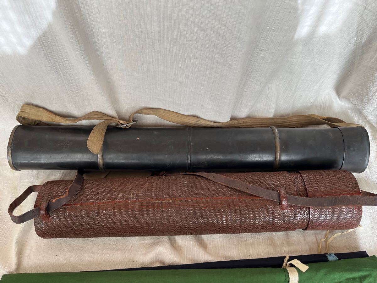 和竿・竹竿 昔の革製大型竿入れ ショルダー付 丈夫に造られて 和竿・竹竿 昔の革製大型竿入れ ショルダー付 丈夫に造られて