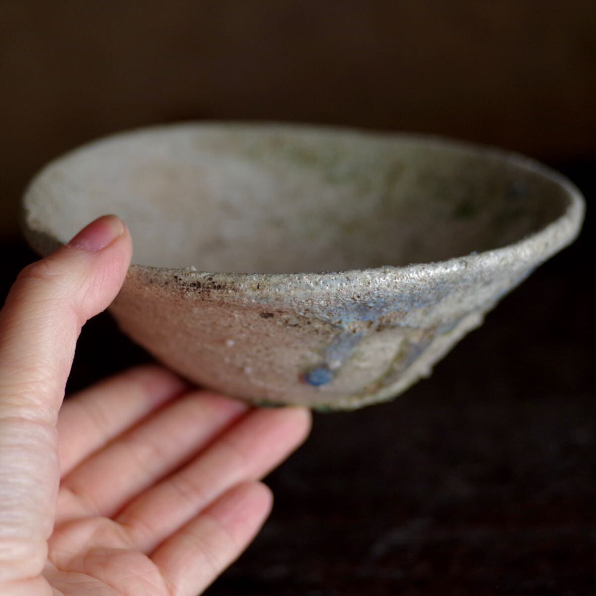 希少】窯変の美しい厚手の山茶碗 常滑 鎌倉時代 山盃 山皿 平盃 希少】窯変の美しい厚手の山茶碗 常滑 鎌倉時代 山盃 山皿 平盃