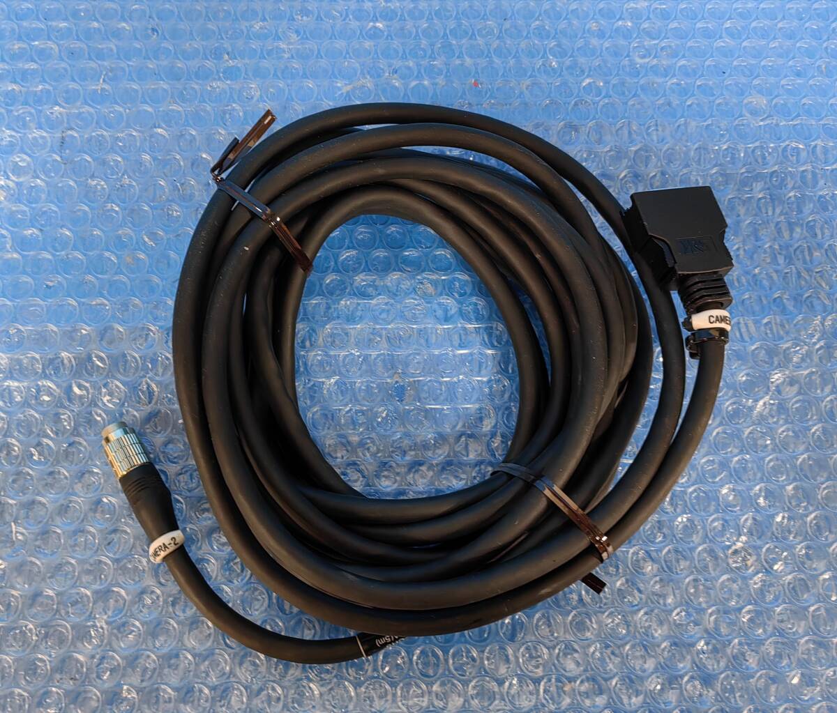 ログハウスや別荘などに 遊び道具の洗い物に最適です。陶器製 ログハウスや別荘などに 遊び道具の洗い物に最適です。陶器製