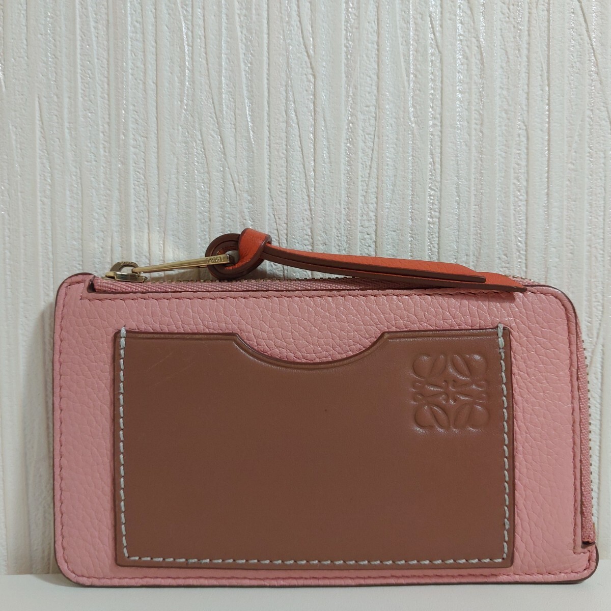 ロエベ LOEWE 財布 コイン カードケース エンボス ロゴ ミニ財布 ロエベ LOEWE 財布 コイン カードケース エンボス ロゴ ミニ財布