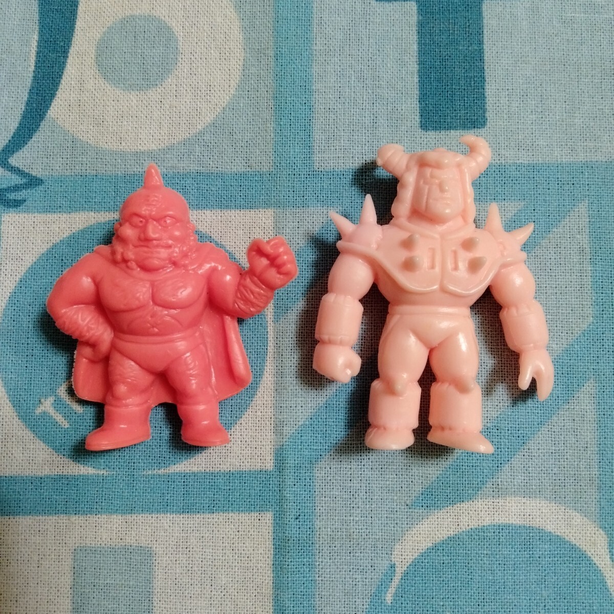 キン肉マン キン消し キンケシ 消しゴム フィギュア バッファローマン 王位争奪戦 キン肉大王 キン肉真弓 2種セット 中古美品 ガチャ