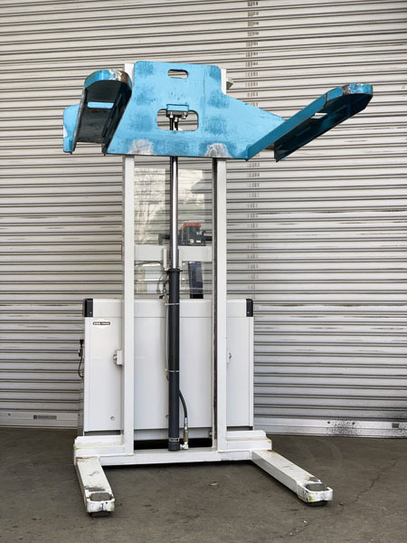 【引取限定/大坂吹田】TOYOTA/トヨタ 720kg 1500mm ウォーキー フォークリフト 3HSW9 杉國OEM制 シングルマスト ストラドルタイプ ●24037