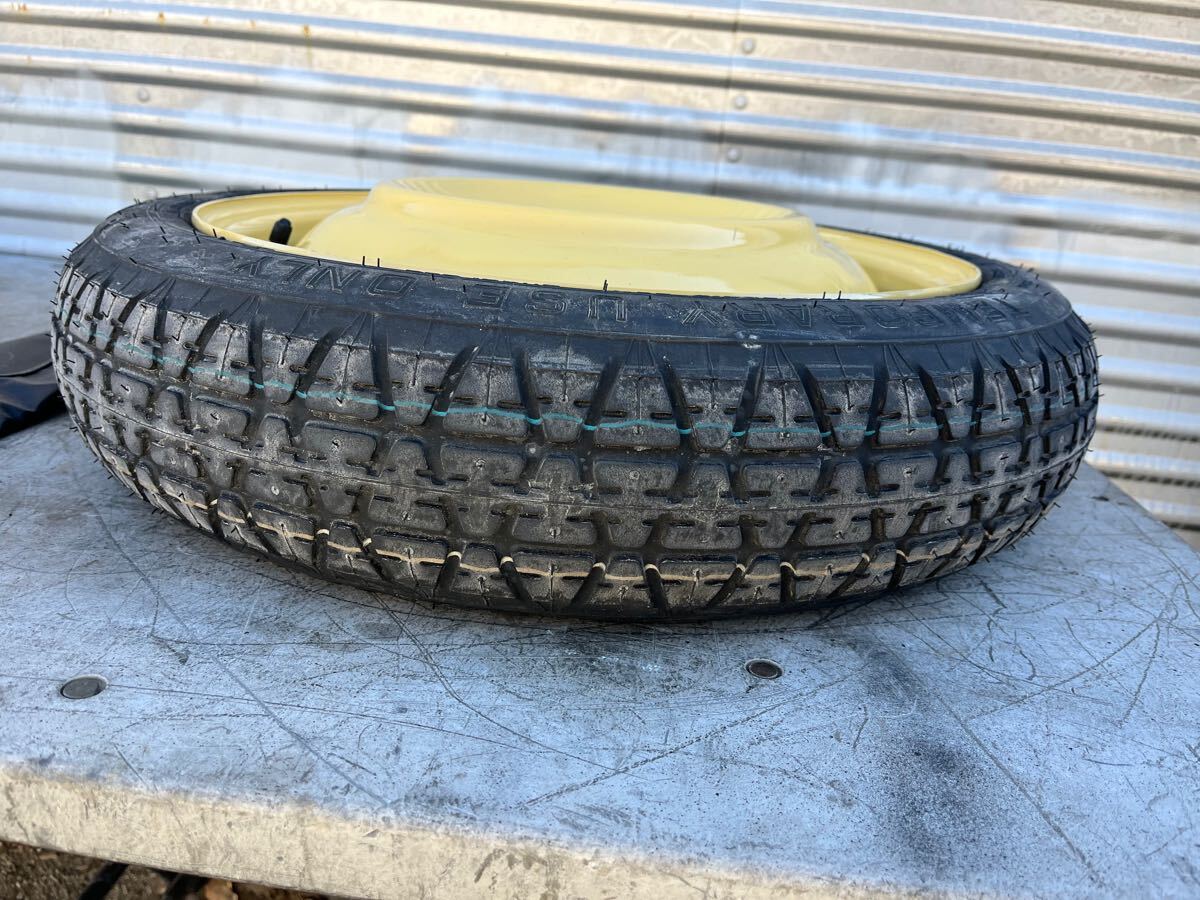  запасное колесо T125/70D16 96M погруженный в машину инструмент домкрат Ractis DBA-NCP100 возможно не использовался тонн pa- комплект шин б/у ②